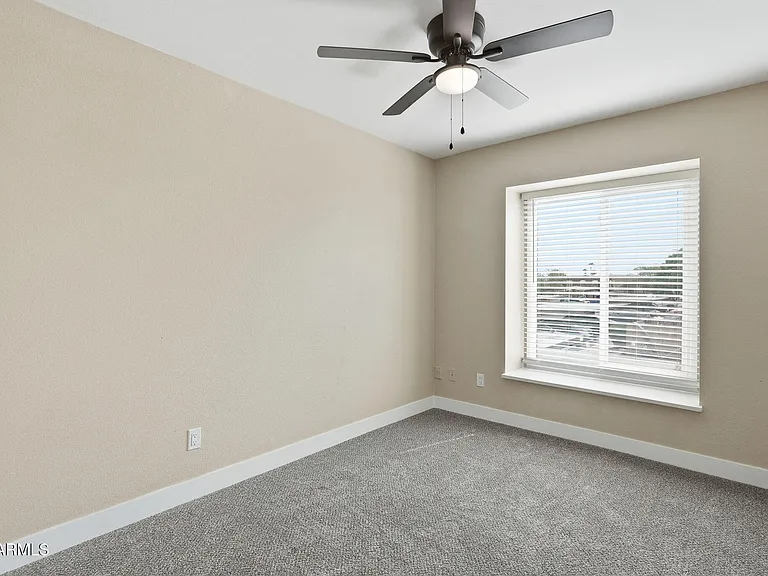 8432 N 34th Dr — Photo 21