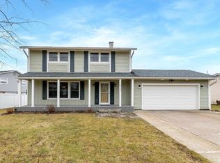 2717 E 37th St, Davenport, IA 52807