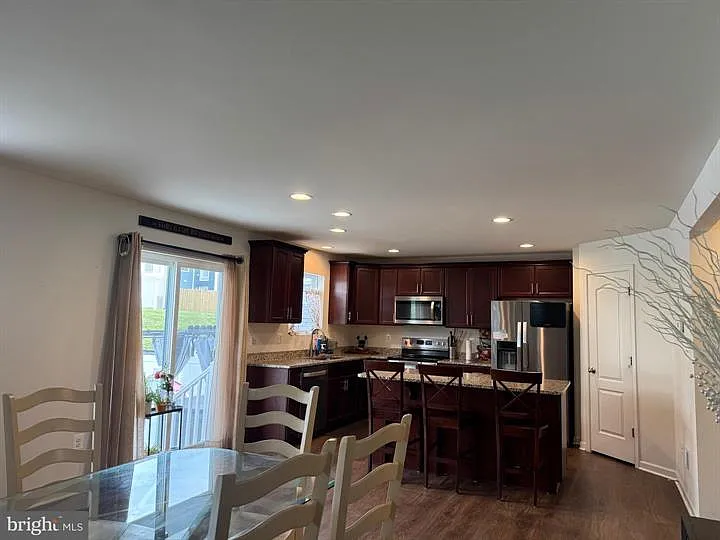 257 Stager Ave — Photo 7