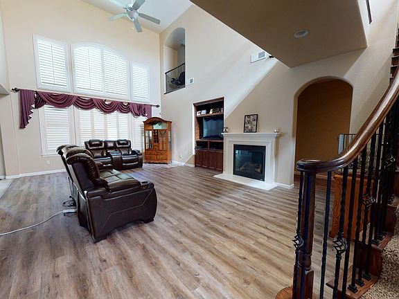 3rd image of 1025 Swan River Ct