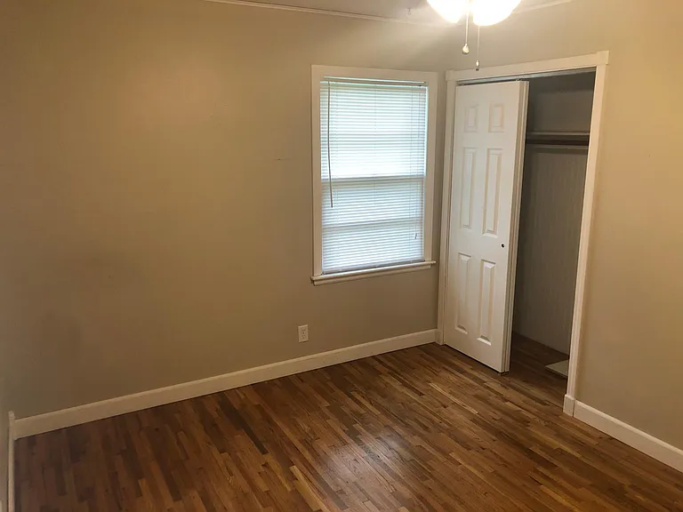 2934 S 42nd St — Photo 10
