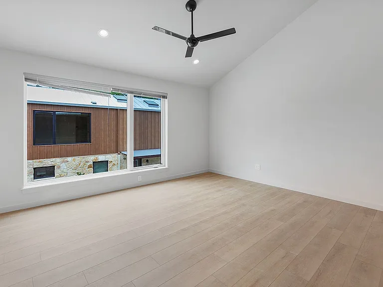 Modern Luxury in San Marcos' Premier Courtyard Community Now Leasing! — Photo 92