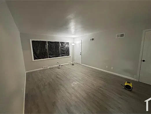 2 bed, $1,125 — Photo 4