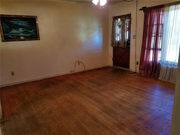 5th image of 412 E Jersey St