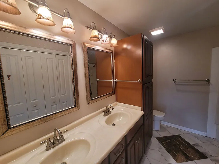 114 Dolphin Ave — Photo 13