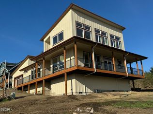5815 Valhalla Dr, Neskowin, OR 97149