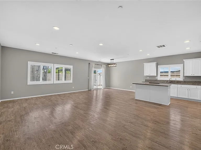30151 Meadow Oaks St — Photo 14