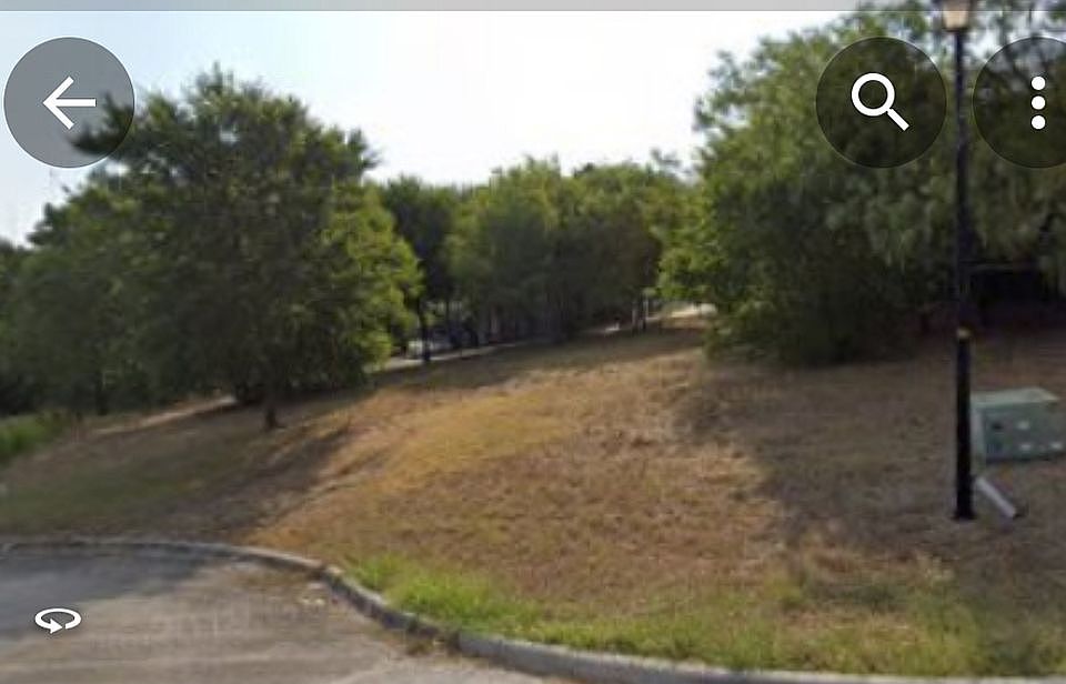 1st image of 1204 Eagle Pl