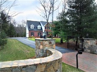 15 Shadowbrook Xing, East Greenwich, RI 02818