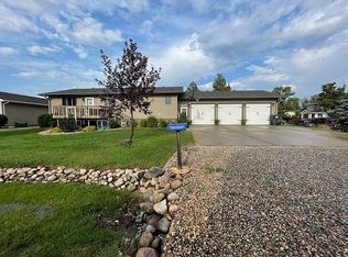 319 Broadway St, Ipswich, SD 57451