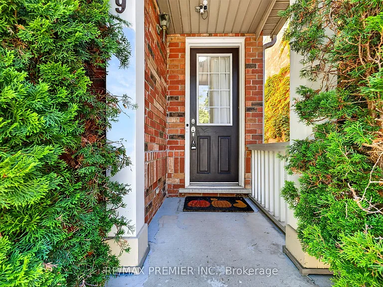 9 Pascoe Dr — Photo 2