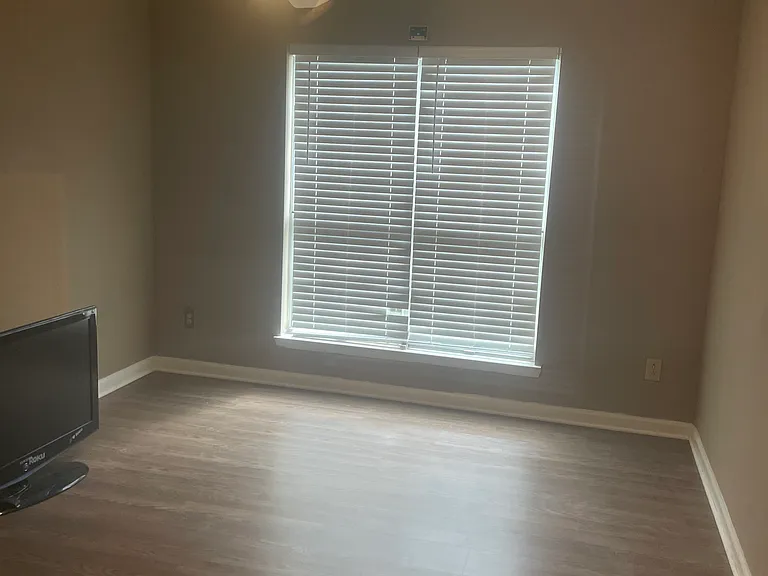 2513 Weatherstone Rd SE — Photo 9