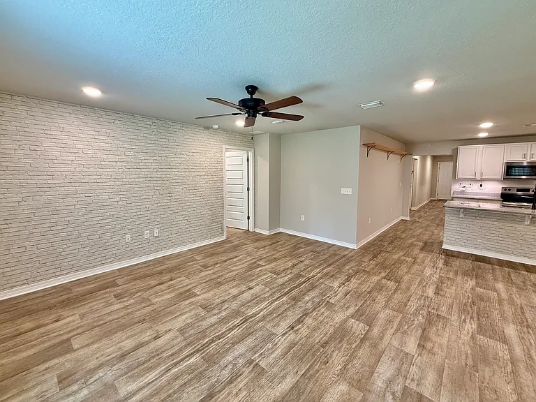 848 Jacobs Way — Photo 16