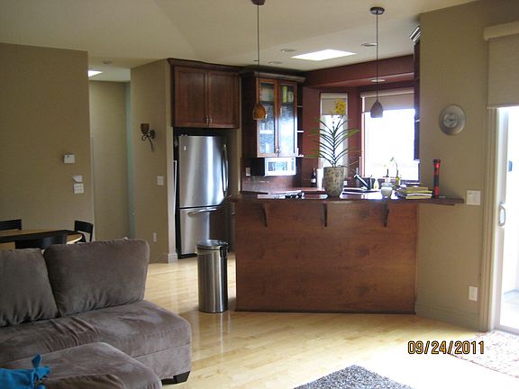 5th image of 106 Vineyard Ct
