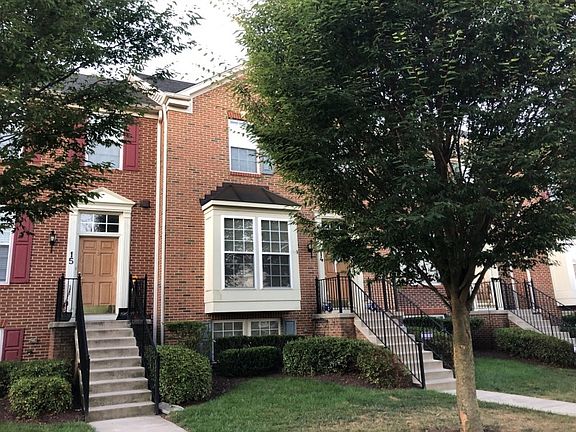 3rd image of 14 Wash House Cir