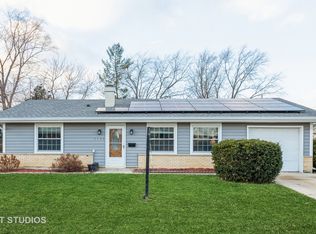 1160 Lancaster Ct, Hoffman Estates, IL 60169