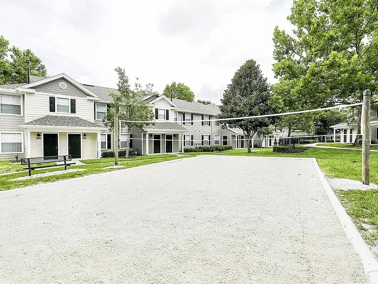 Cambridge Cove and Kathleen Pointe Apartment Homes — Photo 7