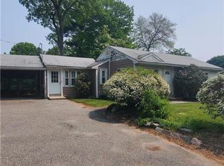 9 Nickerson Rd, Bedford, MA 01730