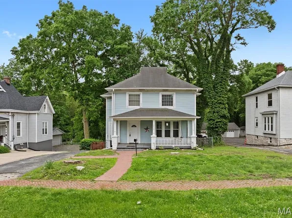 3025 Leverett St, Alton, IL 62002