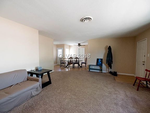 5th image of 1609 Manhattan Dr
