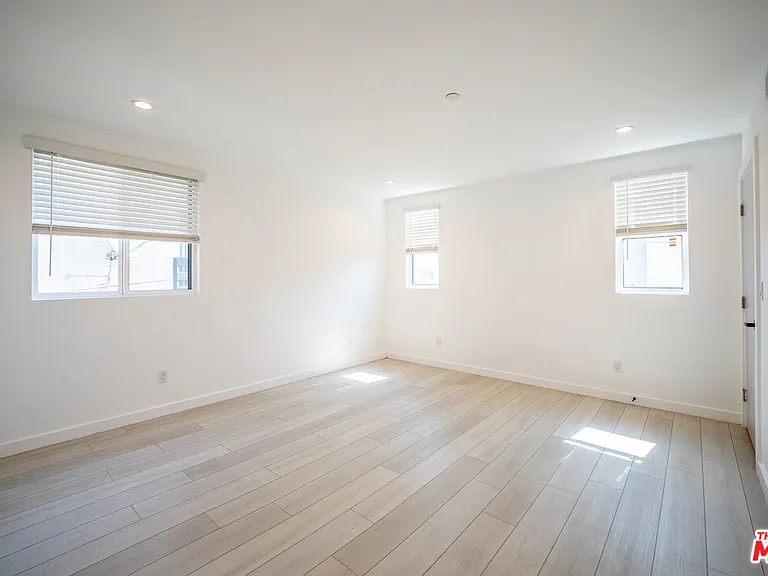246 N Dillon St #1/2 — Photo 26