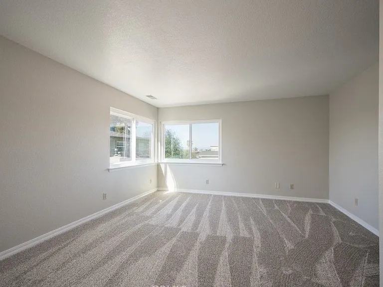 1396 Brighton Ave — Photo 11