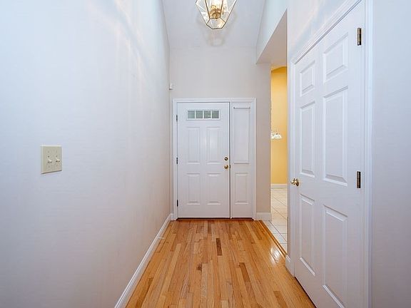 3rd image of 123 Orchard Meadow Dr Unit 123
