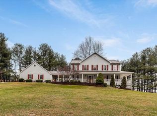 902 Bob El Dr, Westminster, MD 21157