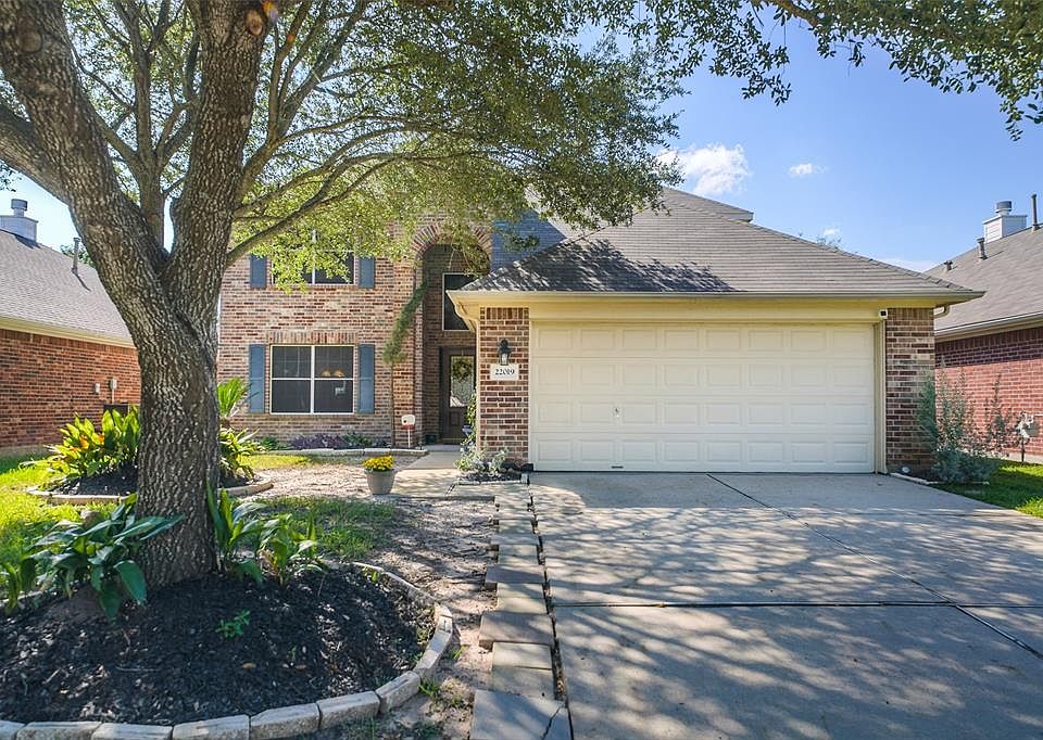 1st image of 22019 Golden Cedar Dr
