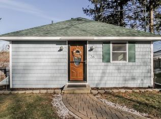 26 Knights Point Rd, Plymouth, MA 02360