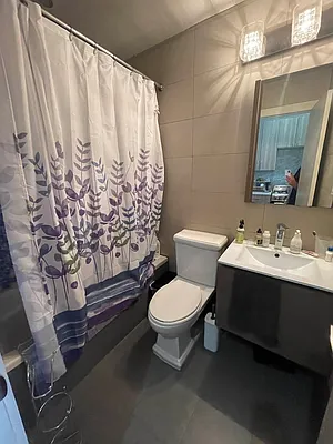 Rented by Delmark Realty LLC | media 42