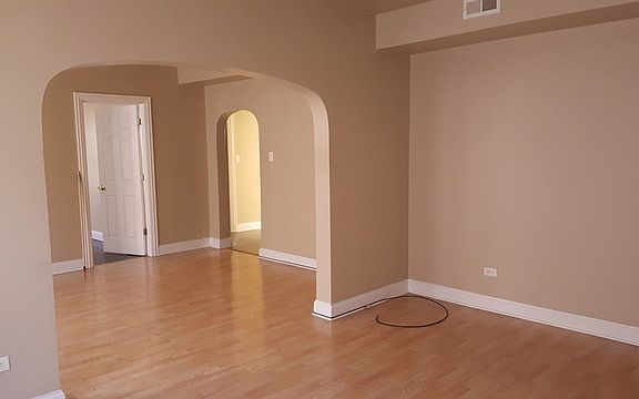 2nd image of 5019 W Augusta Blvd #1E