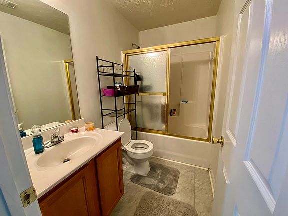5th image of 471 Pondweed Dr