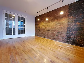 Rented by Rentall Group Inc