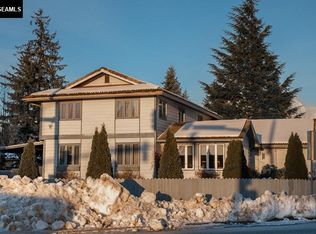 9183 Riverwood Dr, Juneau, AK 99801
