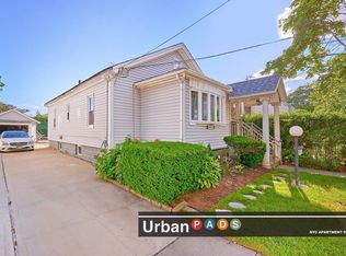 24412 136th Ave, Rosedale, NY 11422