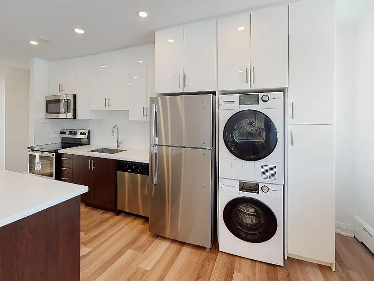 155 Lake Shore Dr #307 — Photo 2