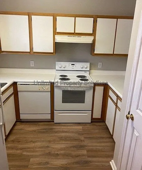 733 Bragg Dr #C — Photo 6