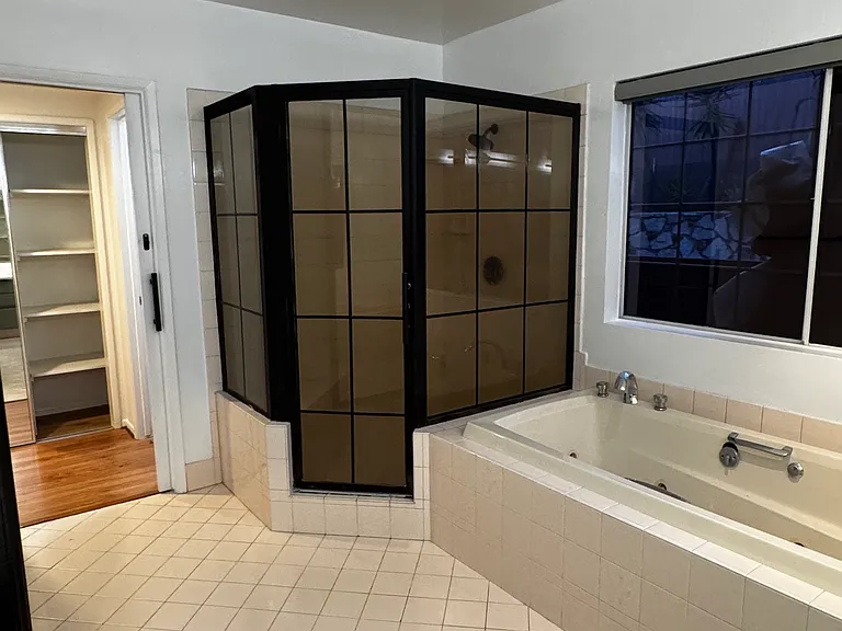 653 Pier Ave #3 — Photo 12