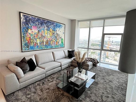 2nd image of 851 NE 1st Ave #1401
