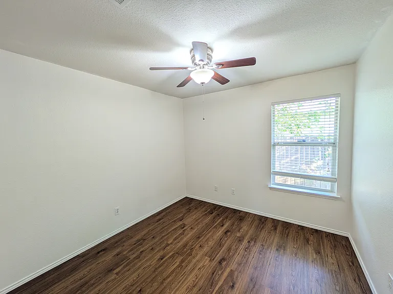 133 Carolyns Way — Photo 13