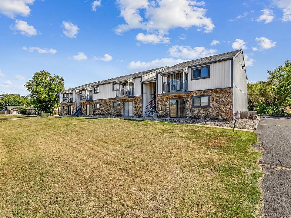 North Ridge Apartments