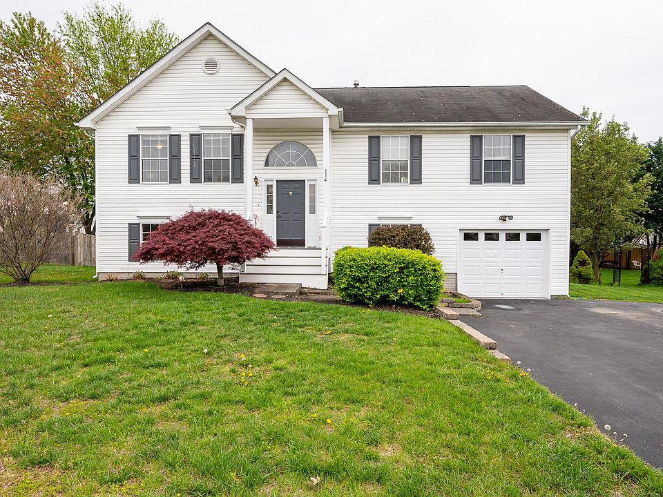 1st image of 114 Slippery Elm Dr