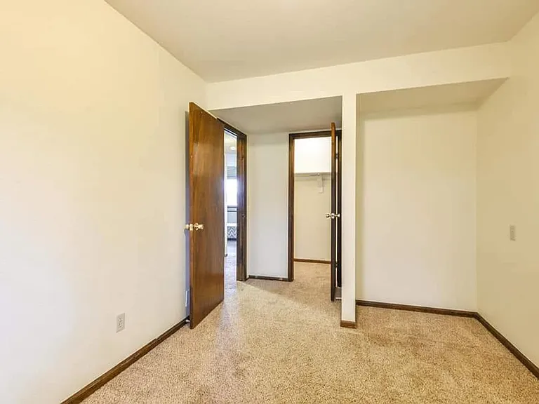 736 Larkbunting Dr — Photo 14