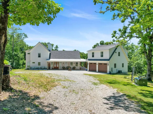 15933 Railroad Cut Rd, Rogers, AR 72756