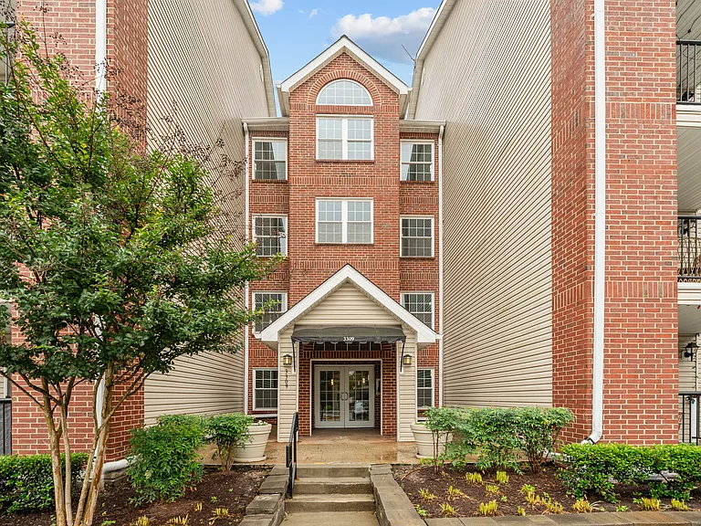3309 Wyndham Cir #1183 — Photo 1