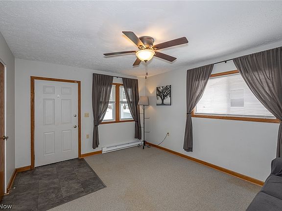 3rd image of 1491 Whittlesey Ave