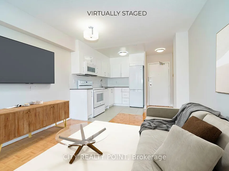 1500 Bathurst St #807