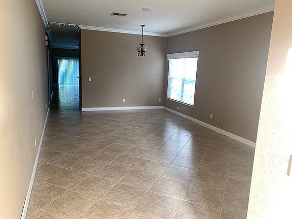 4th image of 20617 Whitewood Way #20617