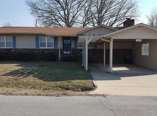 313 E Madison St, Henryetta, OK 74437
